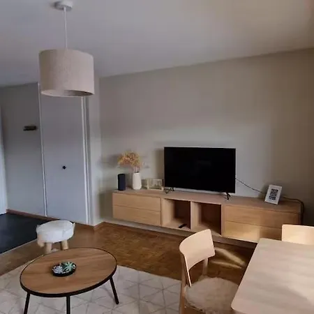 Appartement Proche De Avec Magnifique Vue *